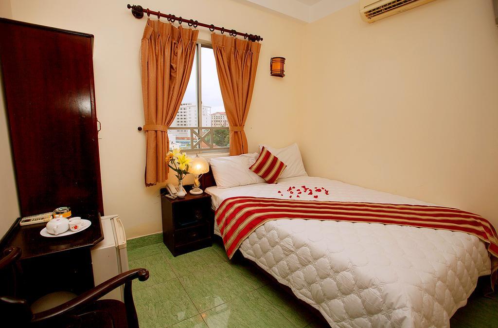 Sun Flower Hotel Nha Trang Kültér fotó