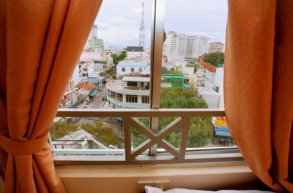 Sun Flower Hotel Nha Trang Kültér fotó