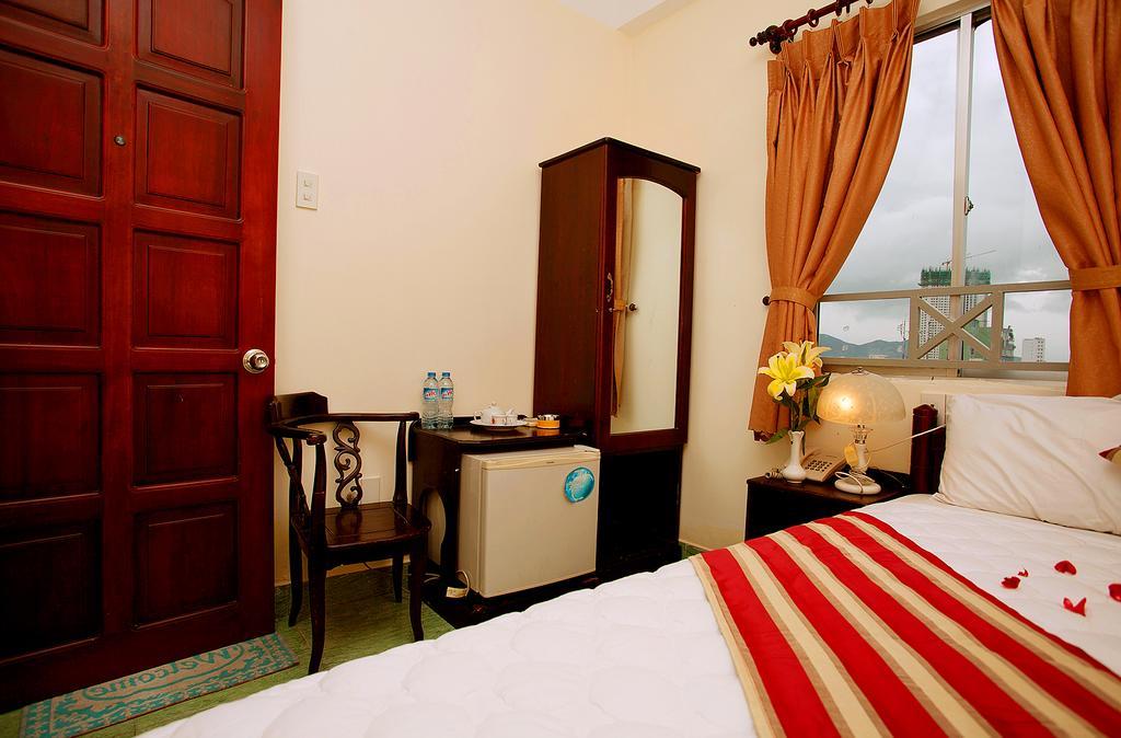 Sun Flower Hotel Nha Trang Kültér fotó
